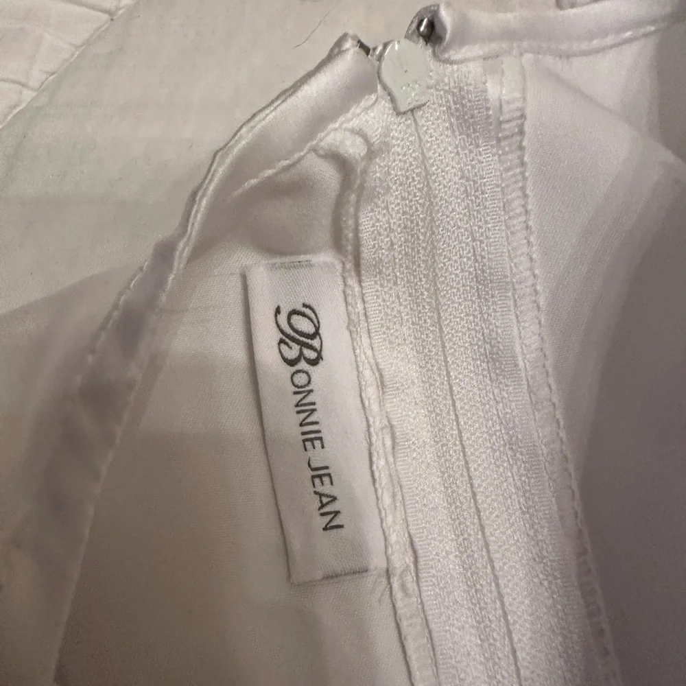 Bonnie Jean Ivory Lace Flower Girl Dress - Picture 3 of 4